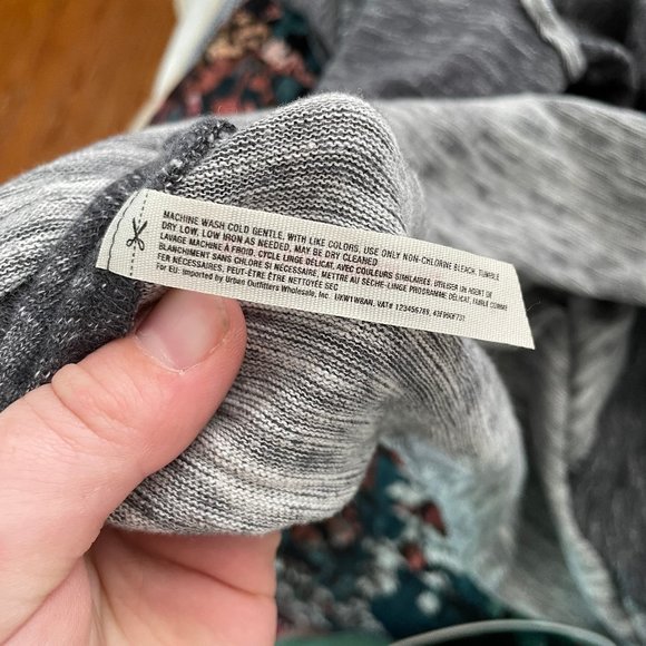 Free People Beach Cowl Neck Pullover Medium M Gray Sweater Sweatshirt Cocoon - Picture 5 of 6